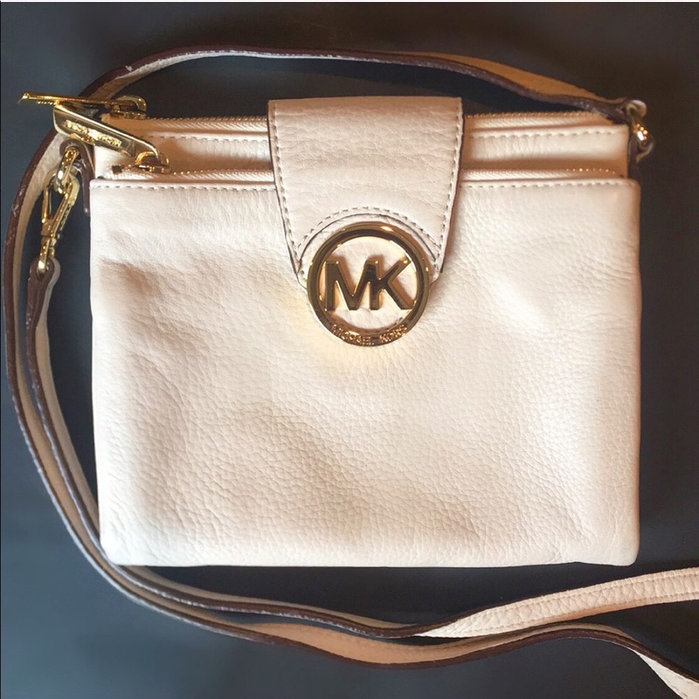 MICHAEL KORS Crossbody Bag
